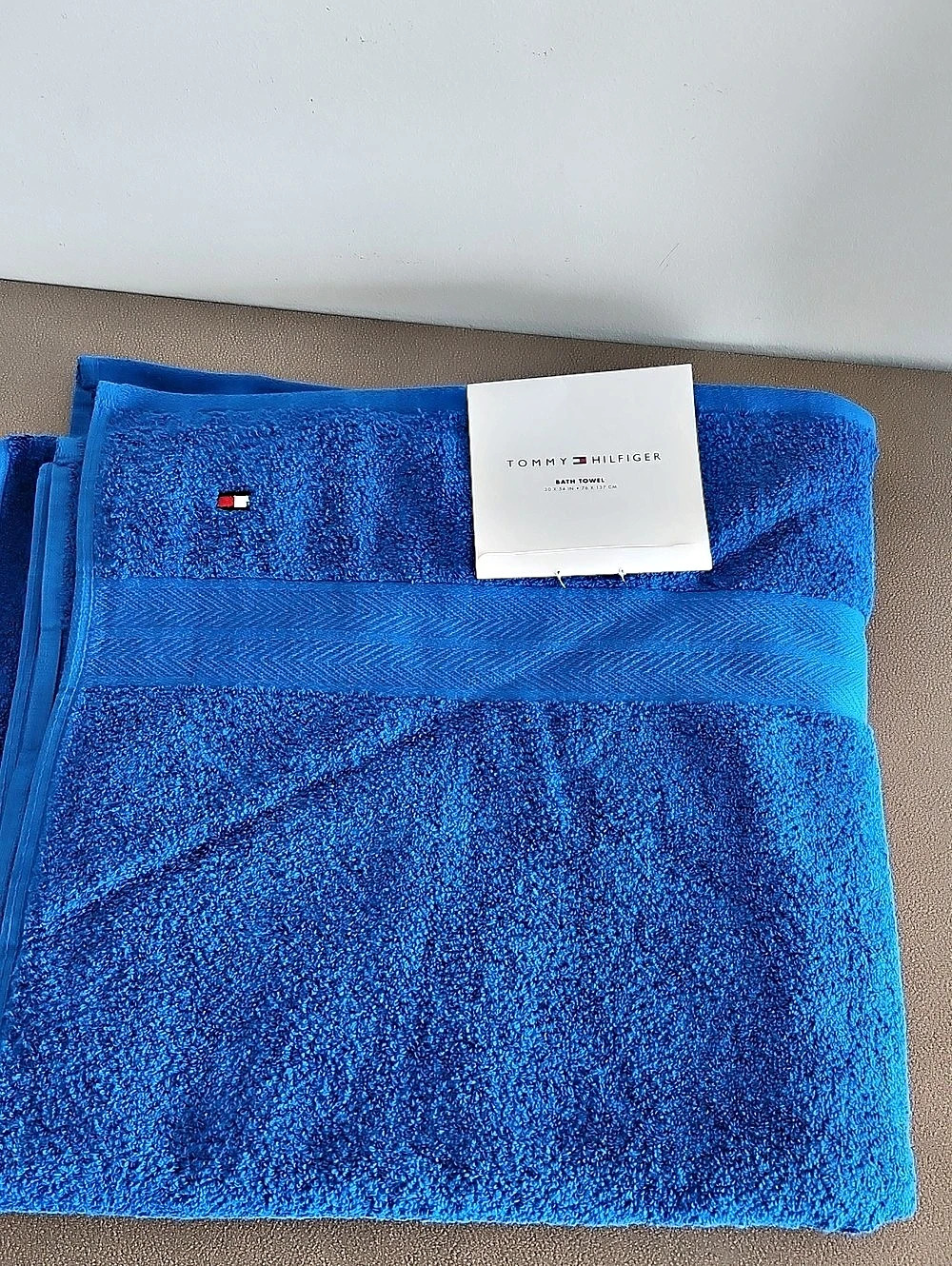 Tommy Hilfiger Modern American Solid Cotton Bath Towel Blue Cotton Bath Towel